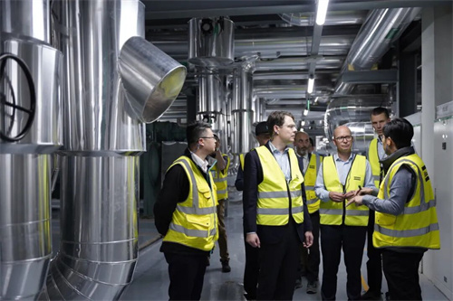 20251111938765.jpg 640 (2).jpg